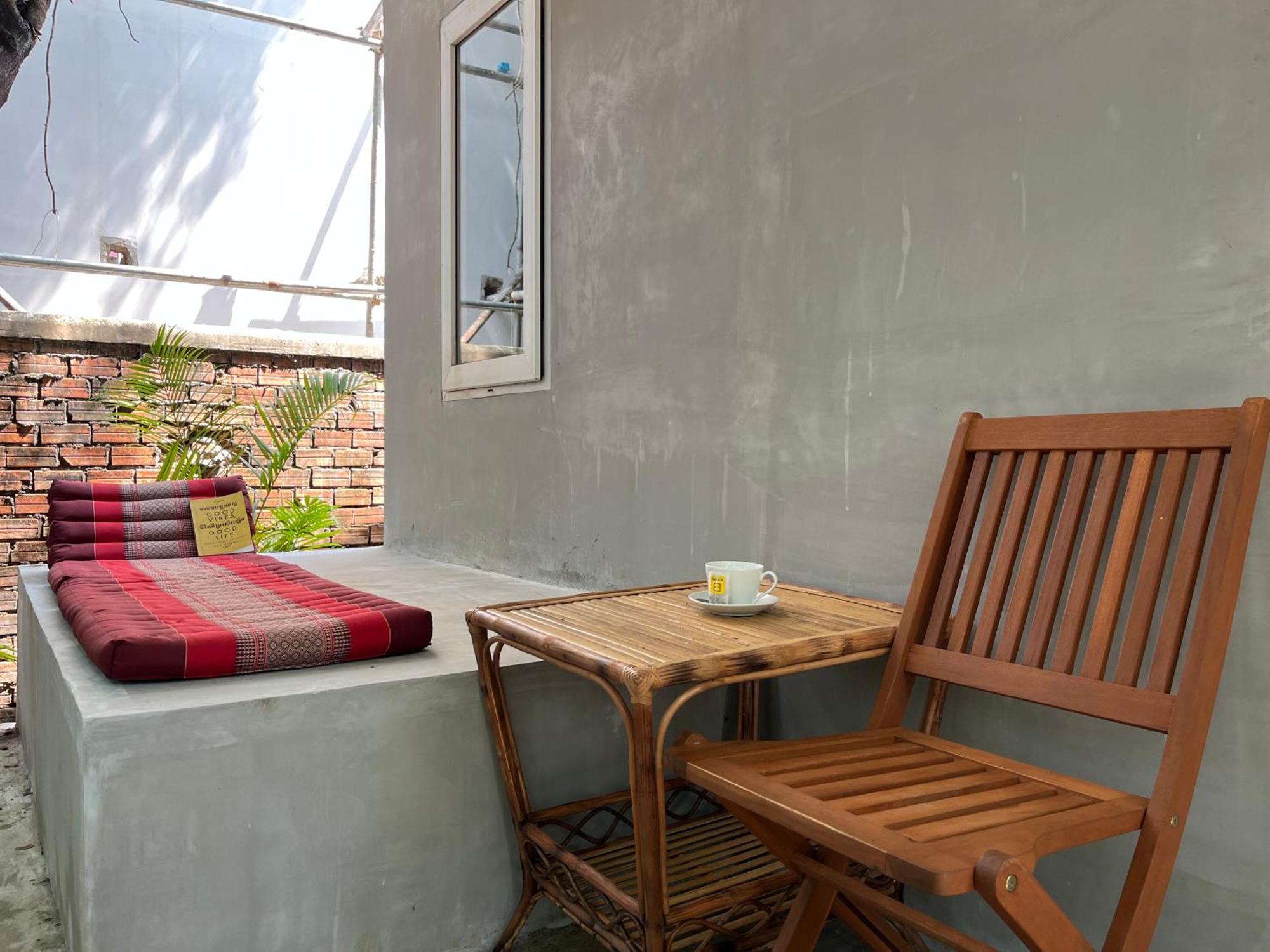 Banyan Tree Hostel Кампот Экстерьер фото