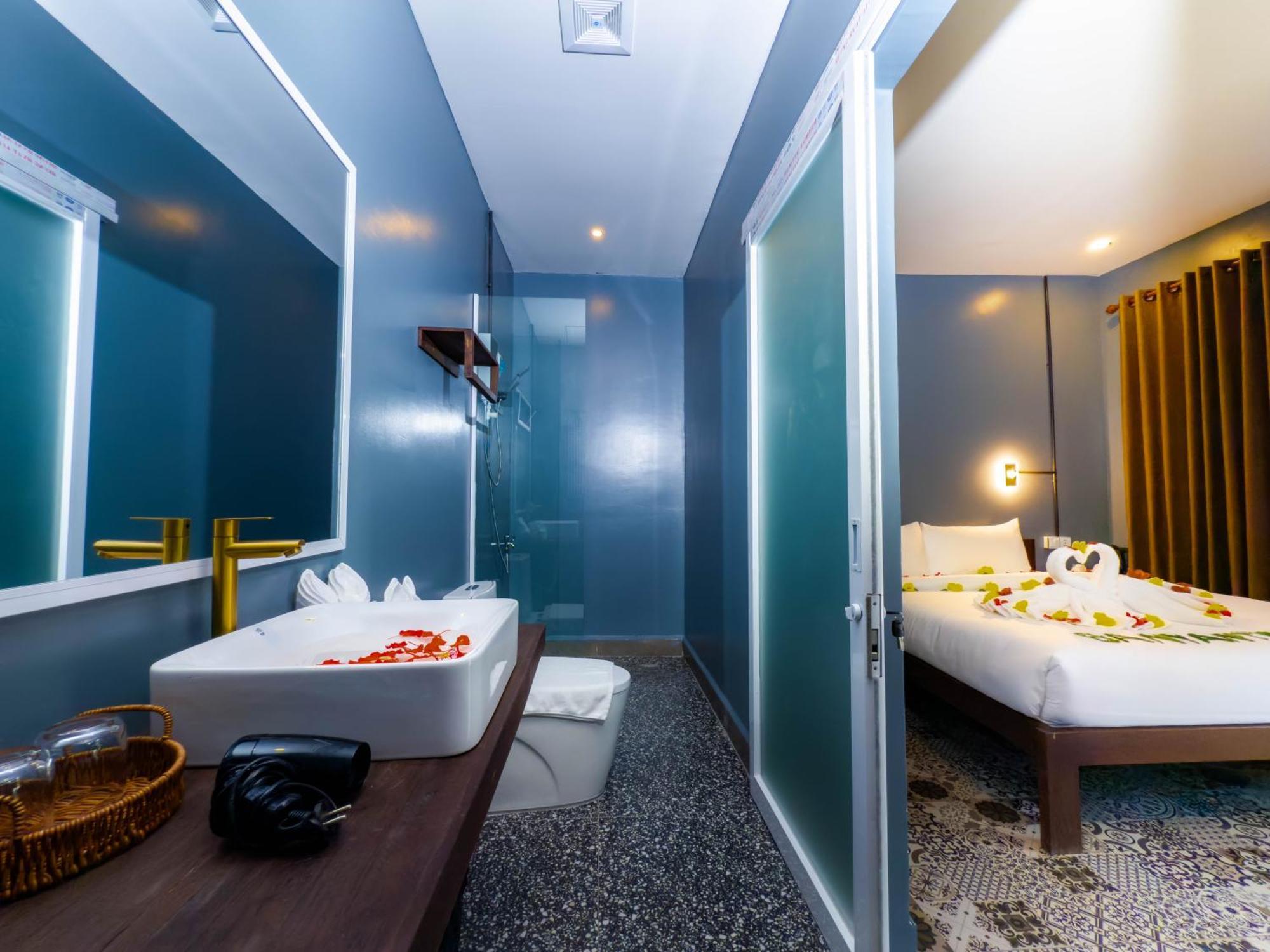 Banyan Tree Hostel Кампот Экстерьер фото