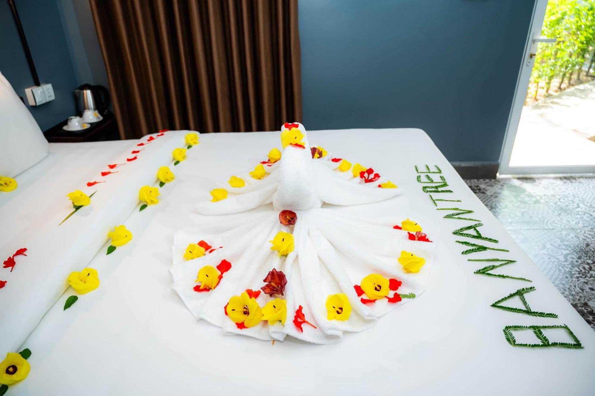 Banyan Tree Hostel Кампот Экстерьер фото